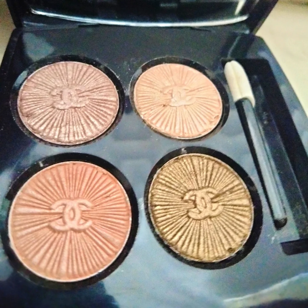 Chanel Les 4 Ombres 747 Mediterraneen - Picture 3 of 7